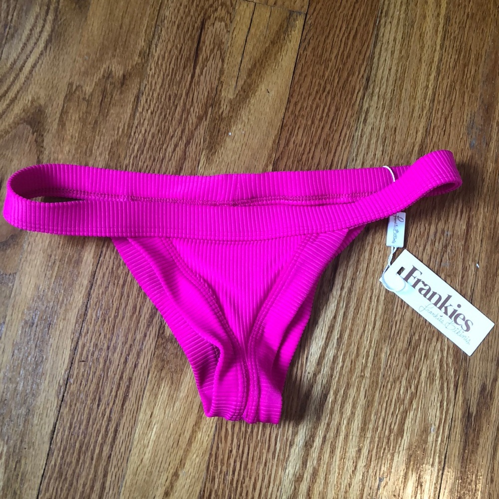 NWT Frankie’s Bikinis Medium Cole Bottom